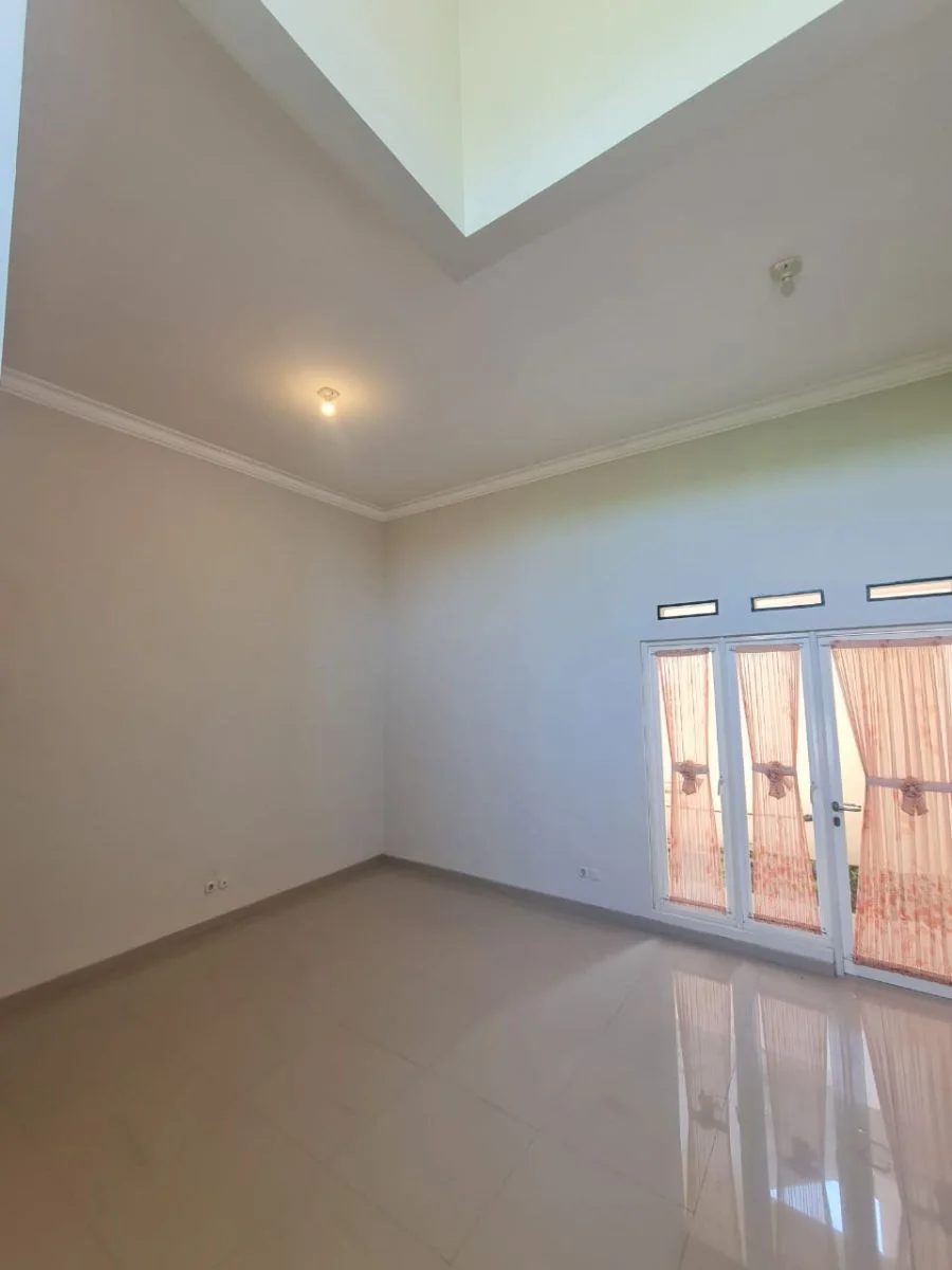 Dijual Rumah Bagus Siap Huni di Kawasan Perumahan Villa Puncak Tidar Kota Malang - Thumbnail 3