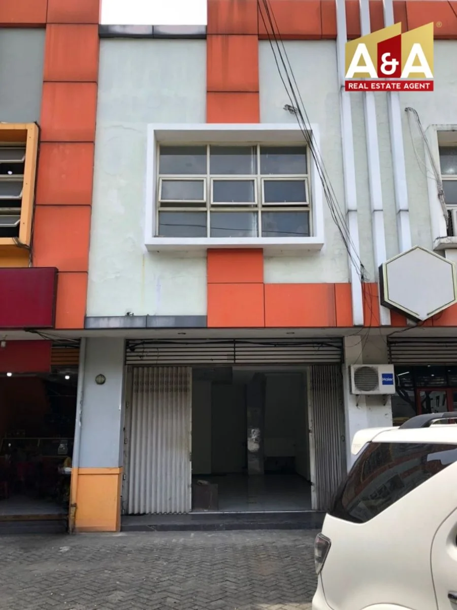 Disewakan Ruko Strategis 2 Lantai Berada di Kawasan Utama Jalan Dr. Ir. H. Soekarno Surabaya Timur