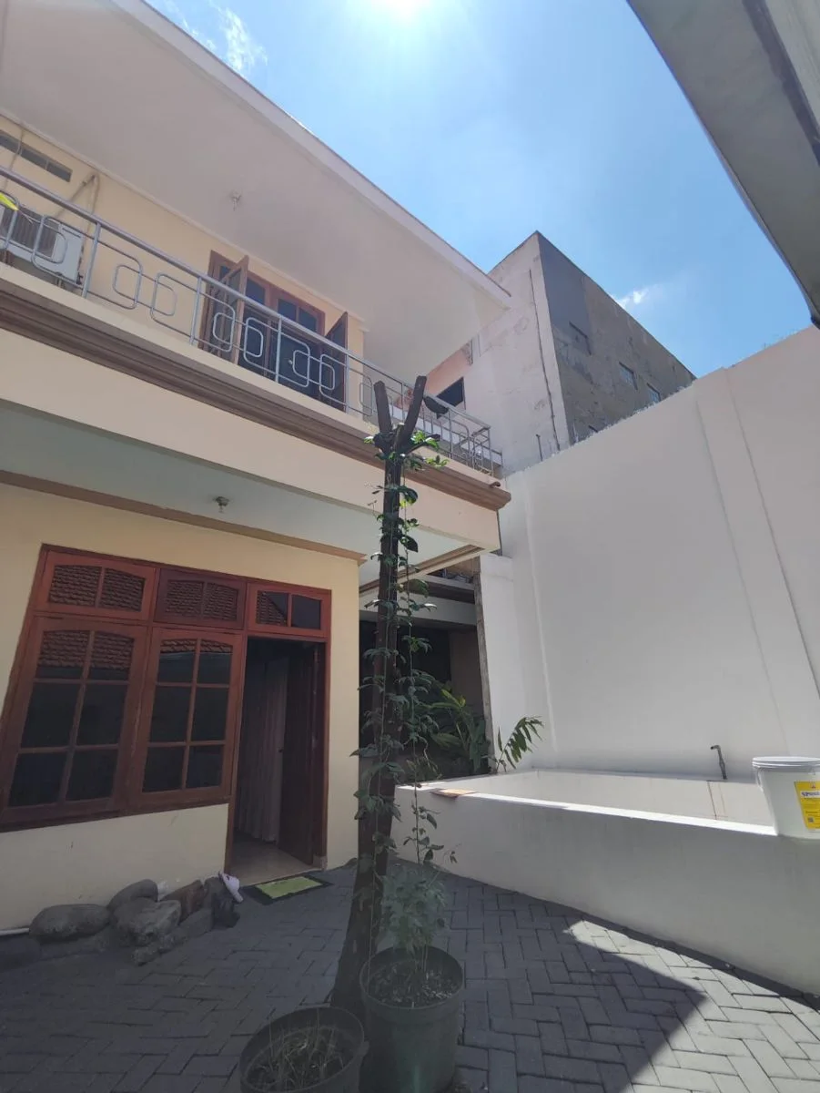 Dijual Rumah Usaha Lokasi Strategis Bratang Gede Surabaya Timur - Thumbnail 2