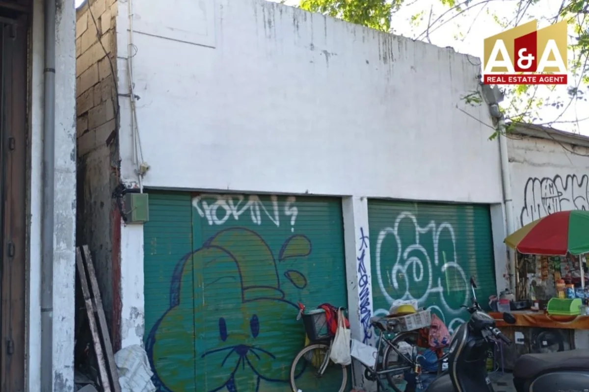 Dijual Toko Lokasi Strategis di Raya Kalirungkut Surabaya Timur