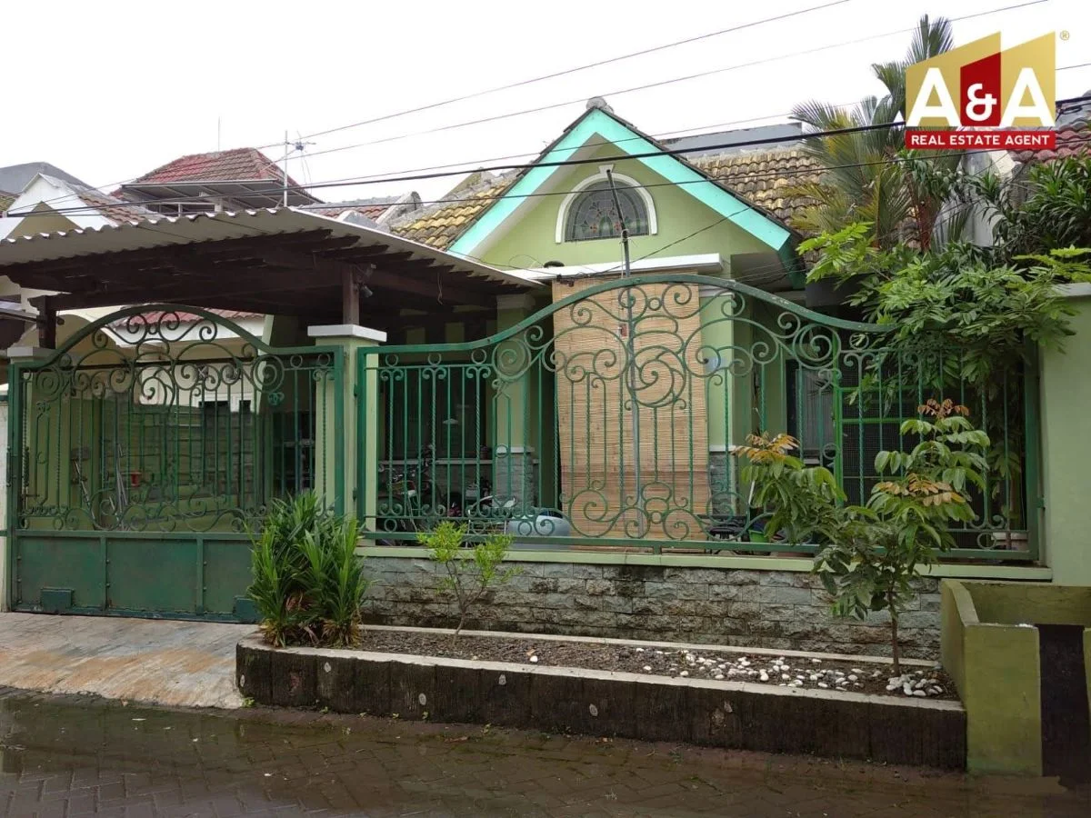 Dijual Rumah Nyaman di Kawasan Perum Bumi Marina Emas Selatan Surabaya Timur