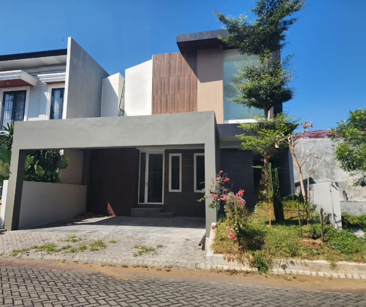 Dijual Rumah Bagus Terawat di Villa Taman Telaga Citraland Utama
