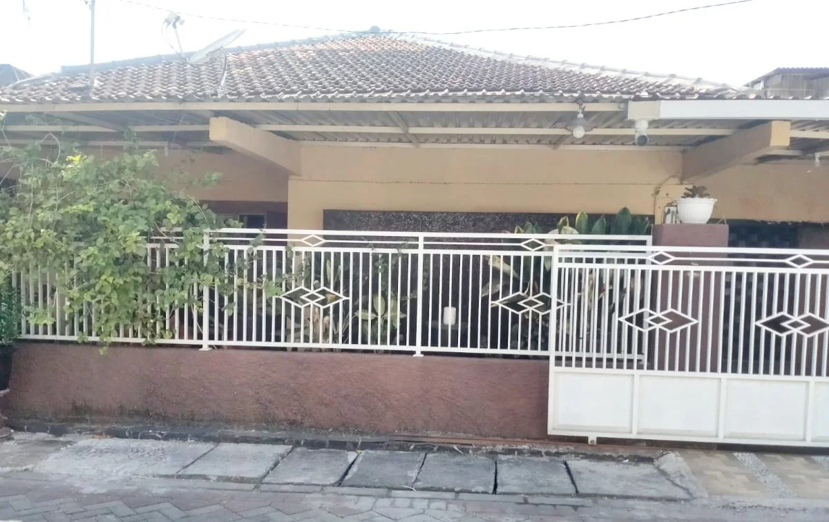 Dijual Rumah Lokasi Strategis di Pucang Asri, Surabaya Timur