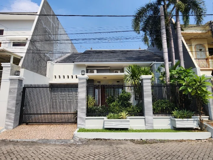Dijual Rumah Terawat Siap Huni Prada Permai Surabaya Barat Dekat Hr Mohammad