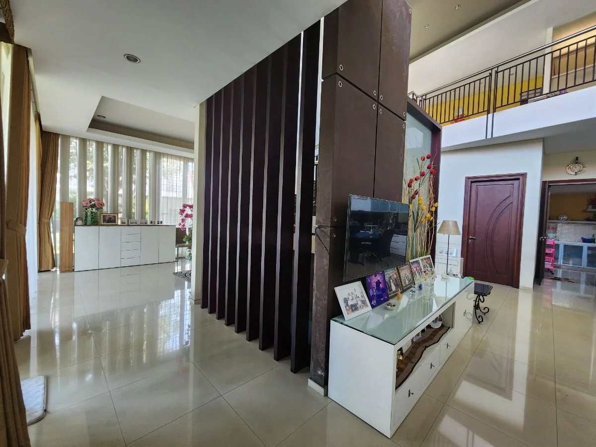 Dijual Rumah Minimalis Terawat di Villa Valensia Surabaya Barat