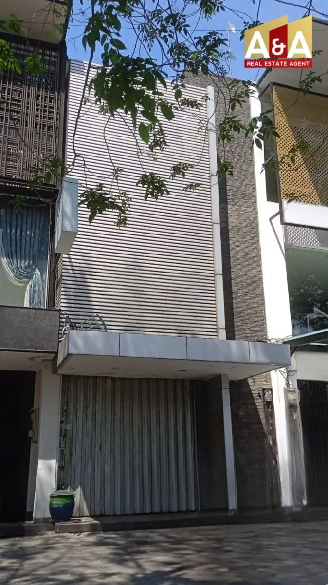 Dijual/disewakan Ruko Strategis Raya Bukit Darmo Surabaya Barat
