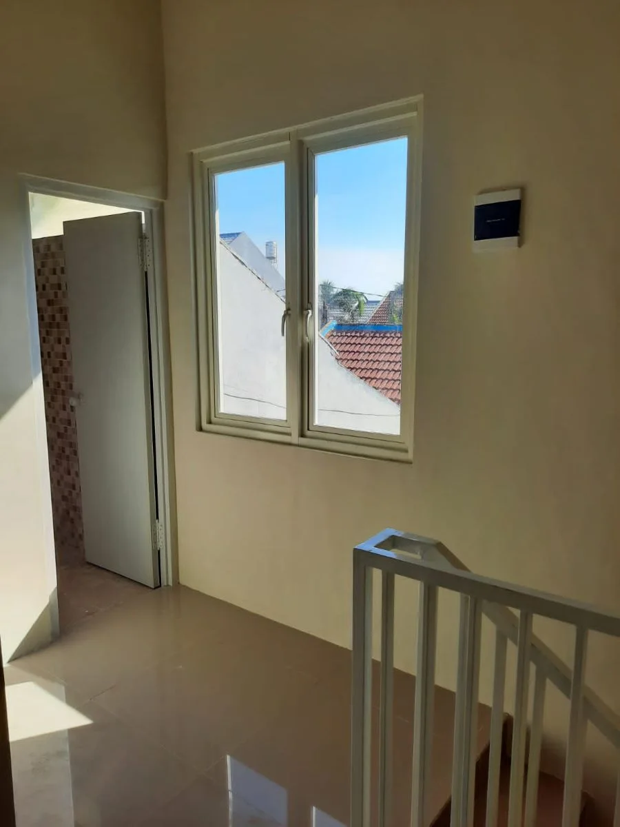 Dijual Rumah Baru 2 lantai Full Granit di Citra Sentosa Residence Lakarsantri Surabaya Barat - Thumbnail 2