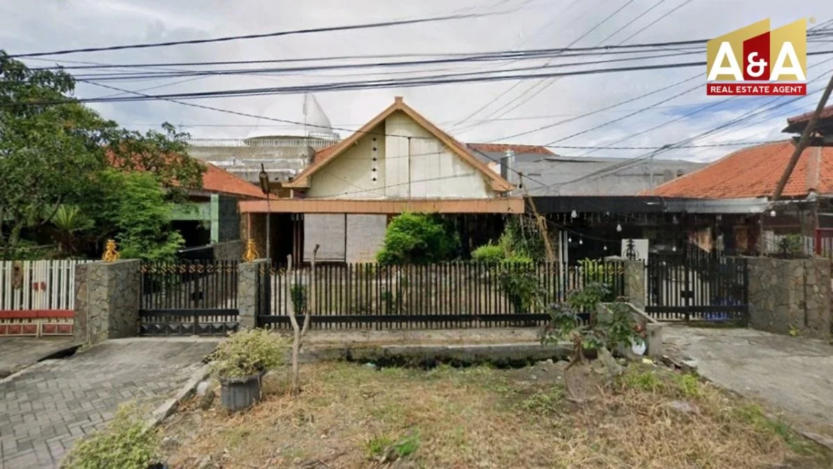 Dijual/disewakan Rumah Strategis di Ngagel Mulyo Surabaya Timur