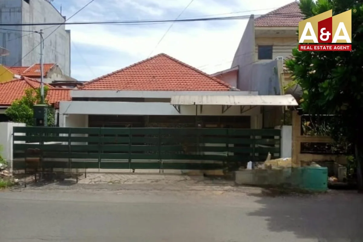 Disewakan Rumah Area Komersial di Pucang Anom Surabaya Timur