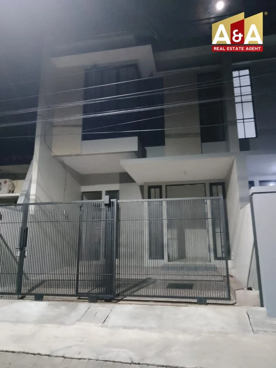 Dijual Rumah Nyaman di Wilayah Mojoklanggru Kidul Surabaya Timur