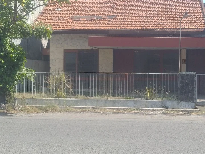 Dijual Rumah Strategis di Baratajaya Surabaya Timur