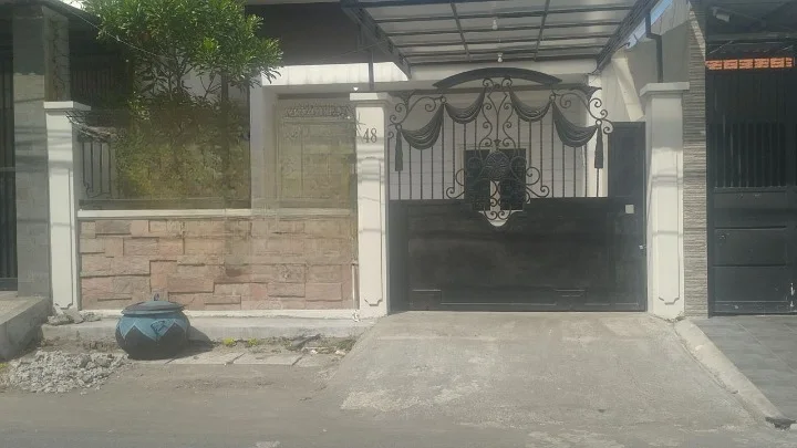 Dijual/Disewakan Rumah Nyaman Strategis di Wilayah Surabaya Timur