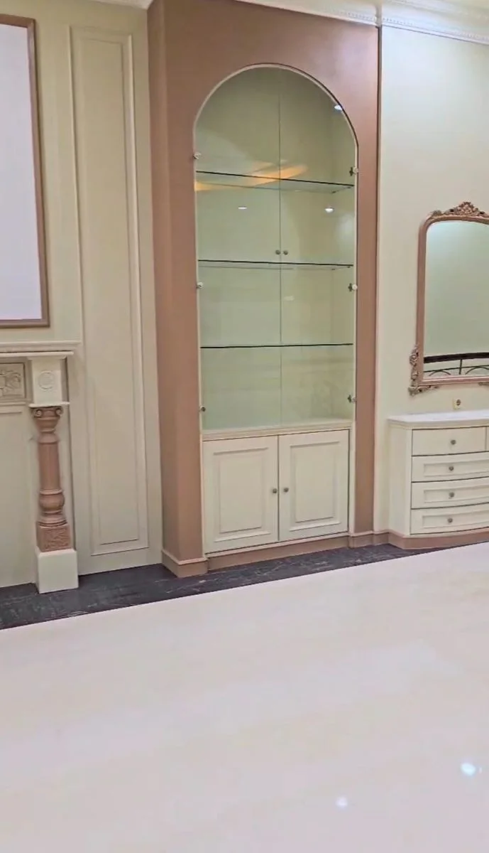 Dijual Rumah Mewah Strategis di Classic Graha Family Surabaya - Thumbnail 4