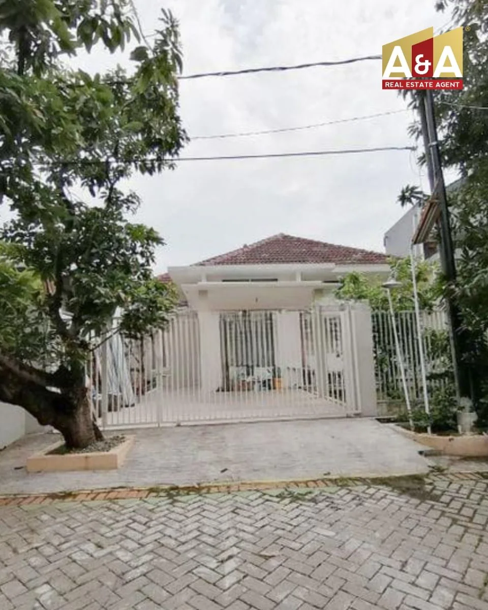 Dijual Rumah Stratetgis di Babatan Wiyung Wilayah Surabaya Barat