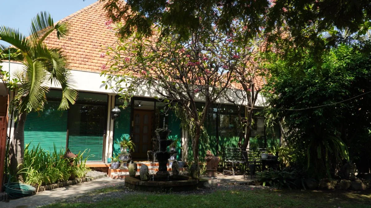 Dijual Rumah Mewah Nyaman di Jl R.A Kartini Wilayah Surabaya Pusat - Thumbnail 3