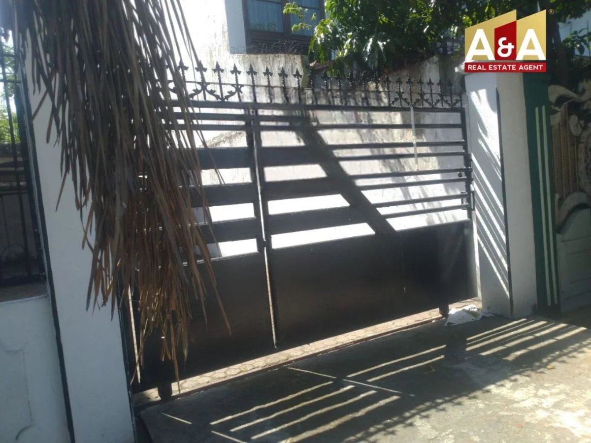 Dijual Rumah Siap Huni di Ketintang Madya Surabaya Selatan - Image 1