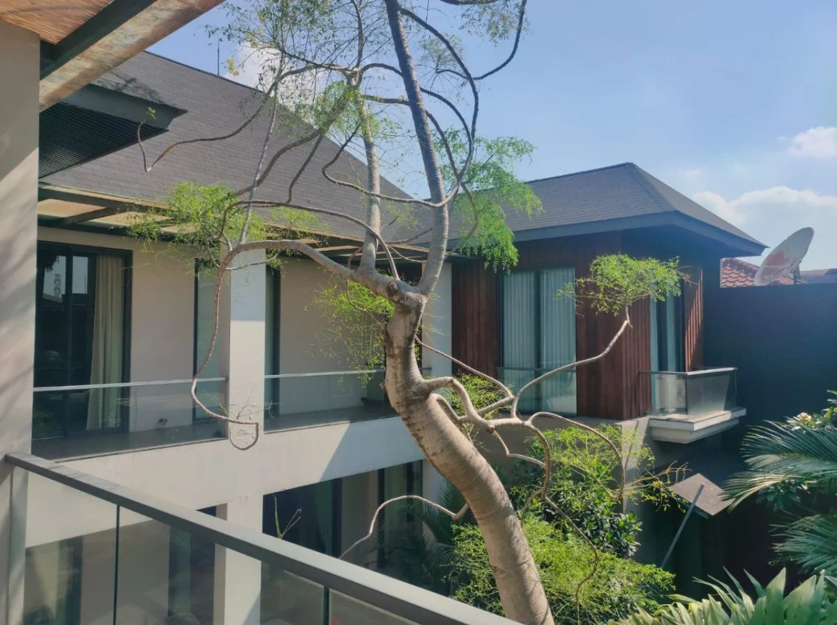 Dijual Murah Rumah Sangat Mewah di Kupang Indah Surabaya Barat