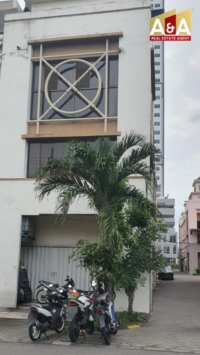 Disewakan Ruko di Mangga Dua Wonokromo Surabaya Selatan