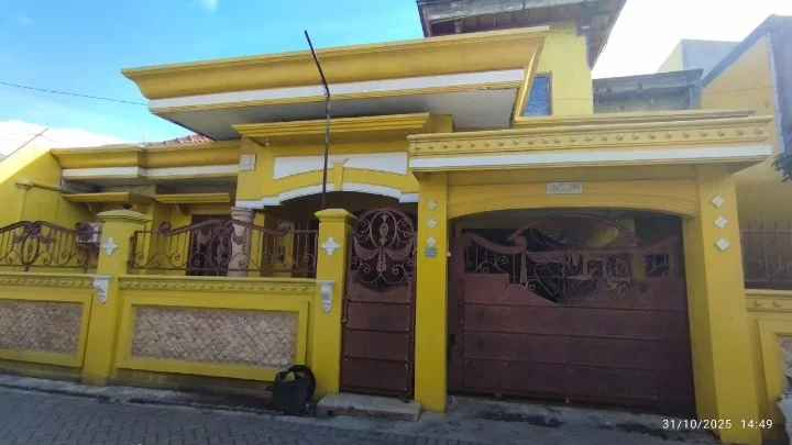 Dijual Rumah Mewah Classic Style di Karah Tama Asri Surabaya Selatan