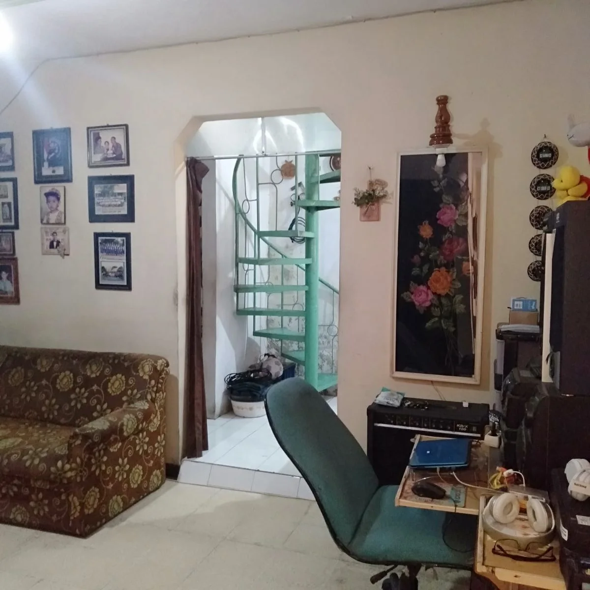 Dijual Rumah Murah Strategis Layak Huni di Taman Pondok Indah Surabaya Barat