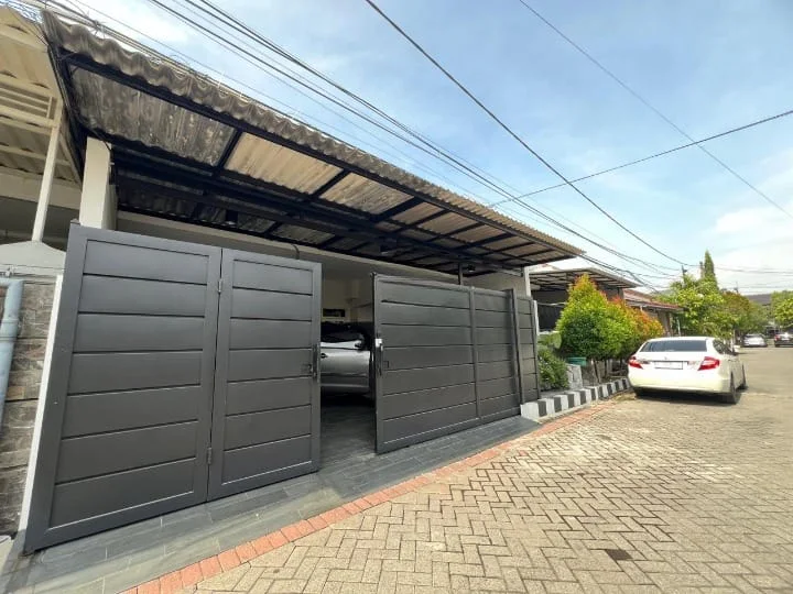 Dijual Rumah Murah Strategis di Surabaya Barat