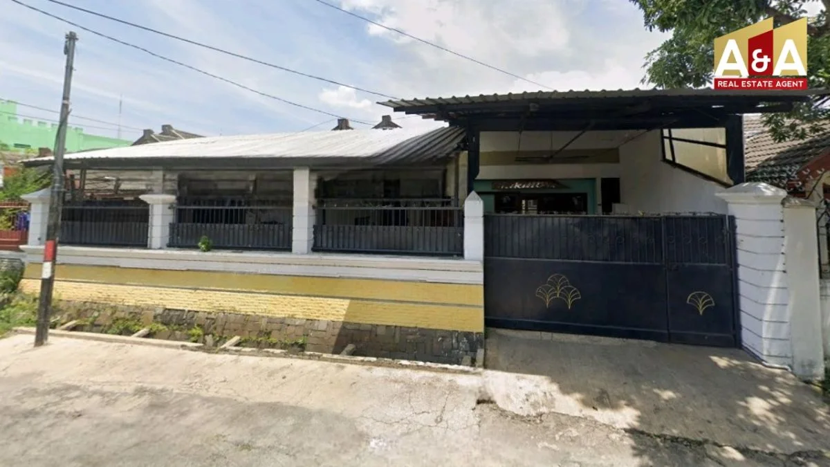Dijual Rumah Lokasi Strategis di Candi Lontar Surabaya Barat