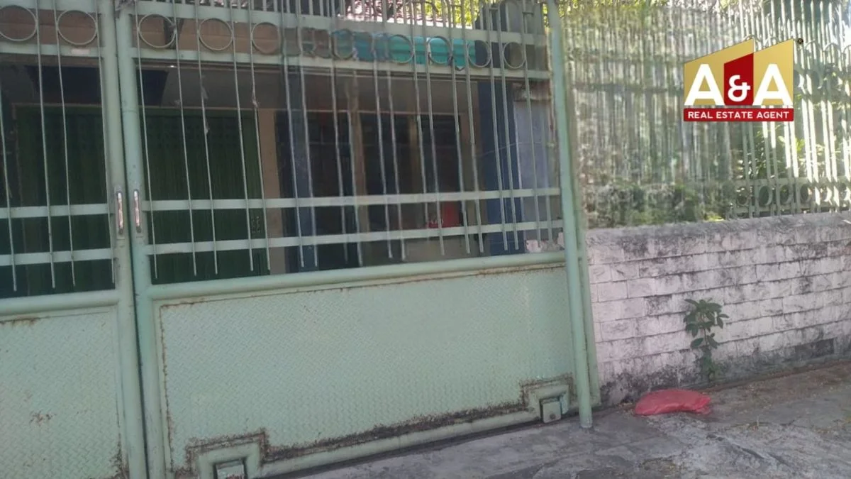 Dijual Rumah Strategis di Darmo Indah Barat Surabaya Barat