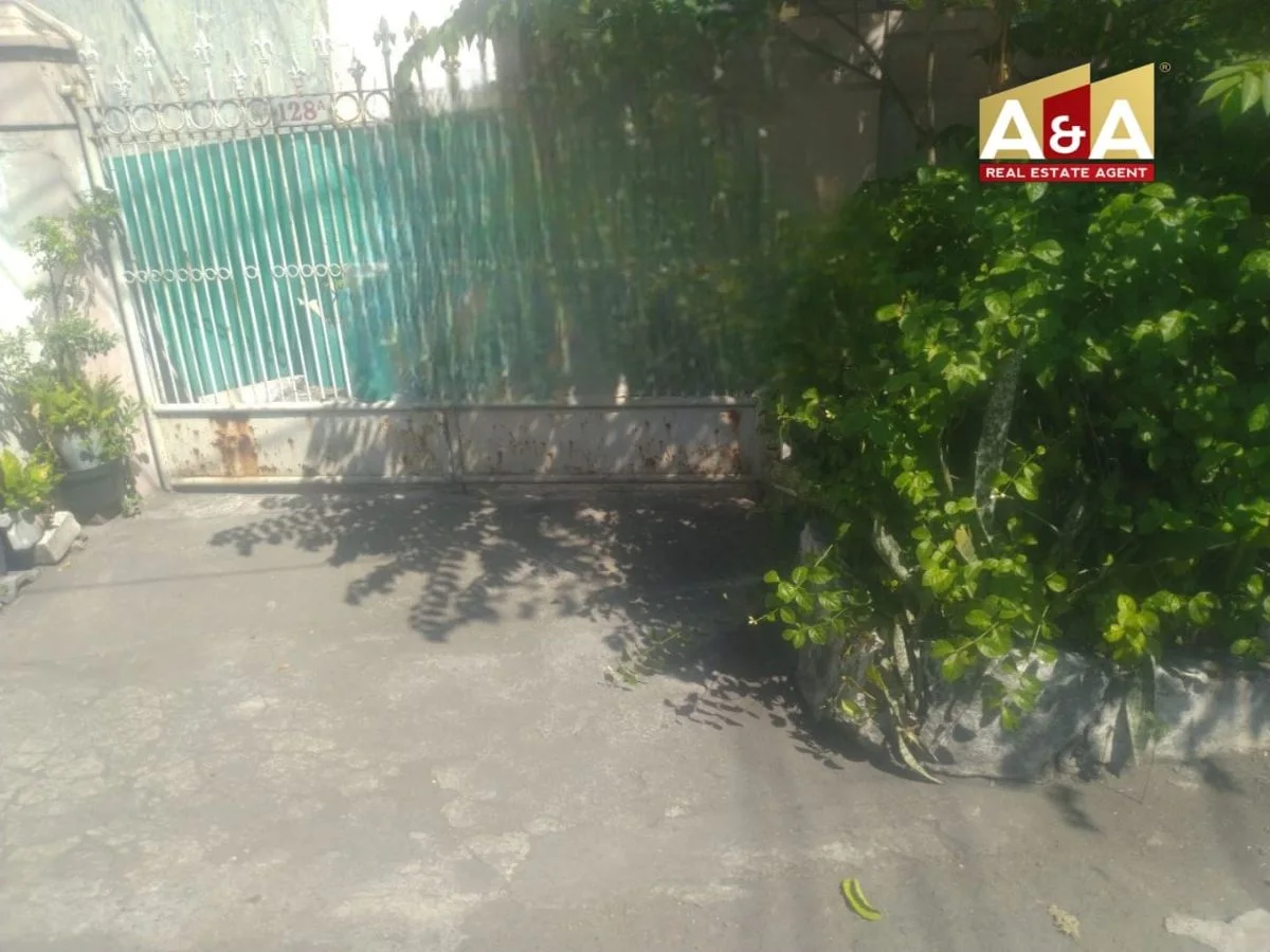 Dijual Rumah Kawasan Ramai di Kaliwaron Wilayah Surabaya Timur