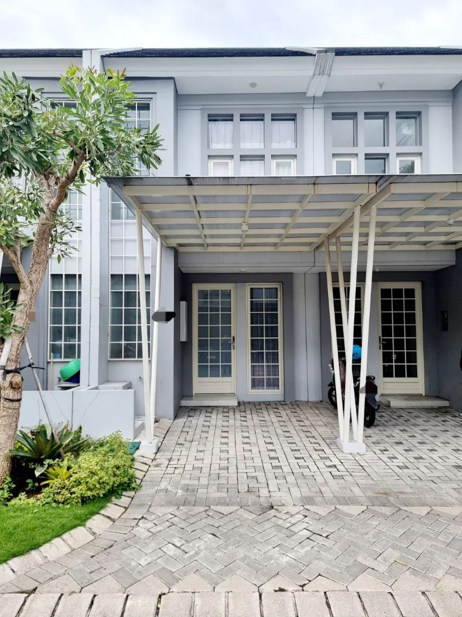 Dijual Murah Rumah Strategis di Grand Pakuwon Wilayah Surabaya Barat