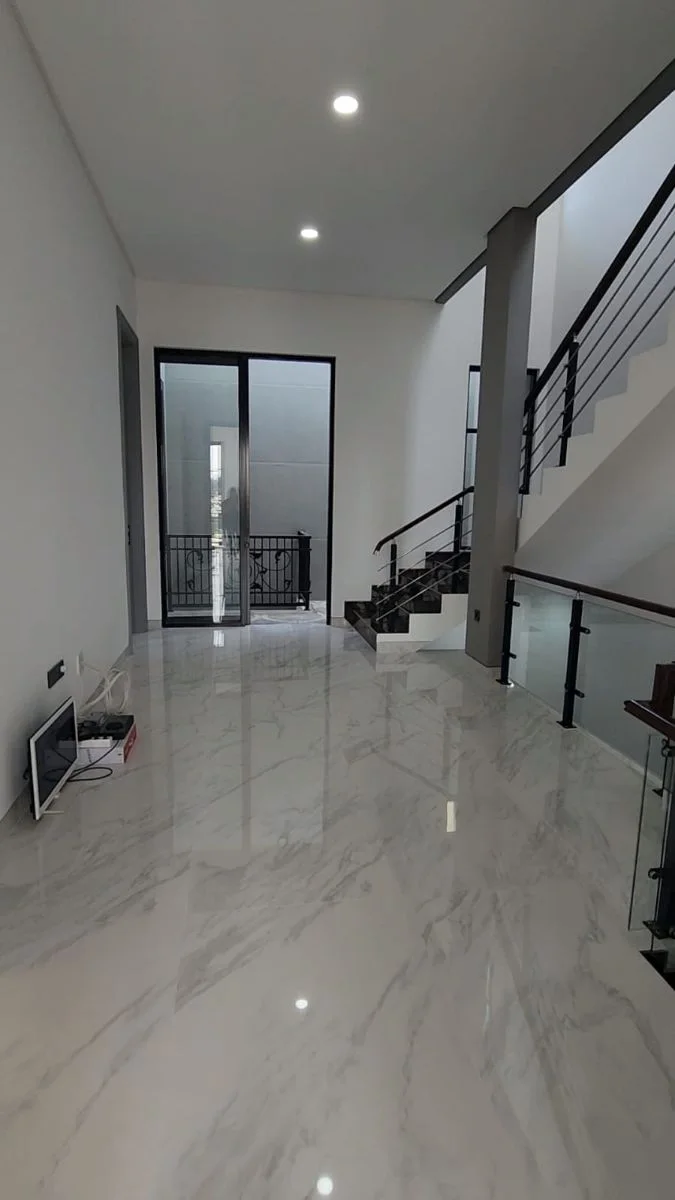 Dijual Rumah Baru di Kawasan Citraland Surabaya Barat