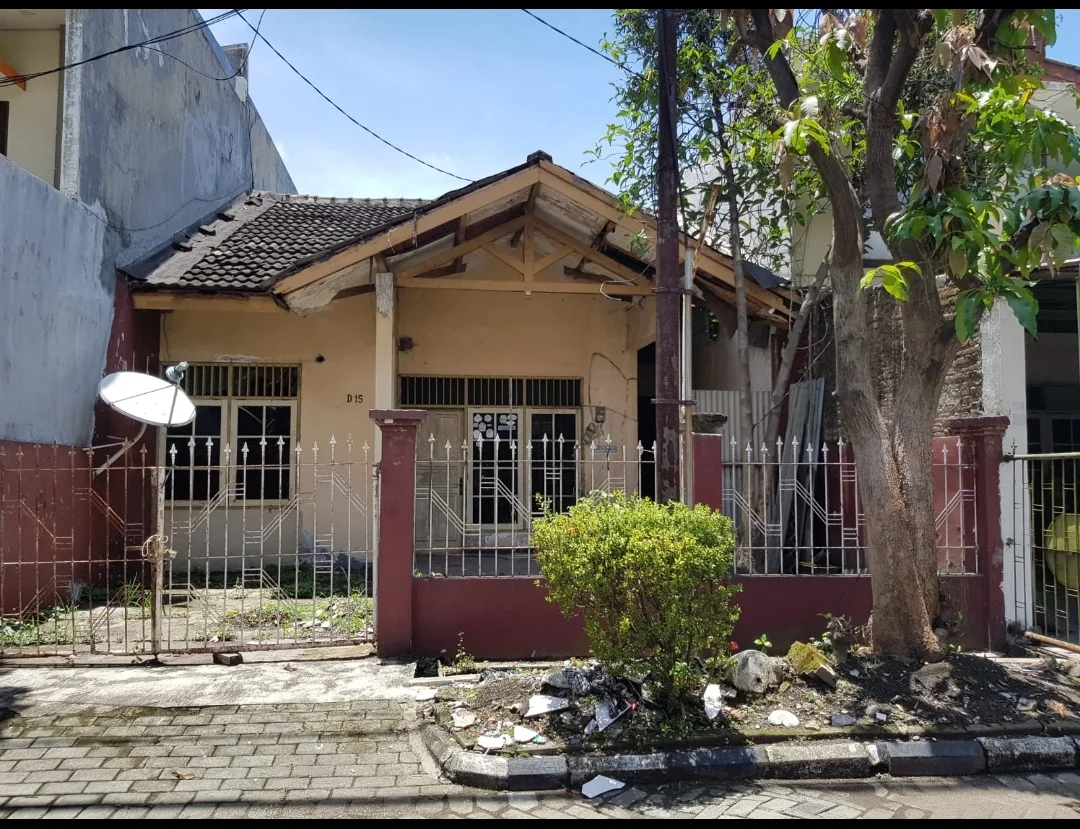 Dijual Rumah Hitung Tanah di Siwalankerto Permai