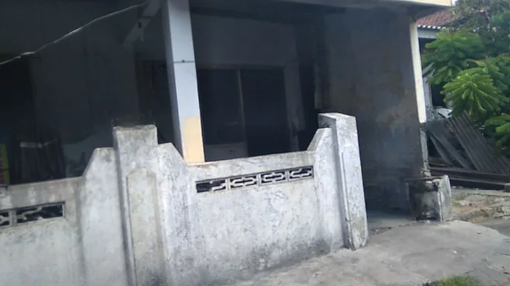 Dijual Rumah Luas Strategis di Manukan Lor Wilayah Surabaya Barat