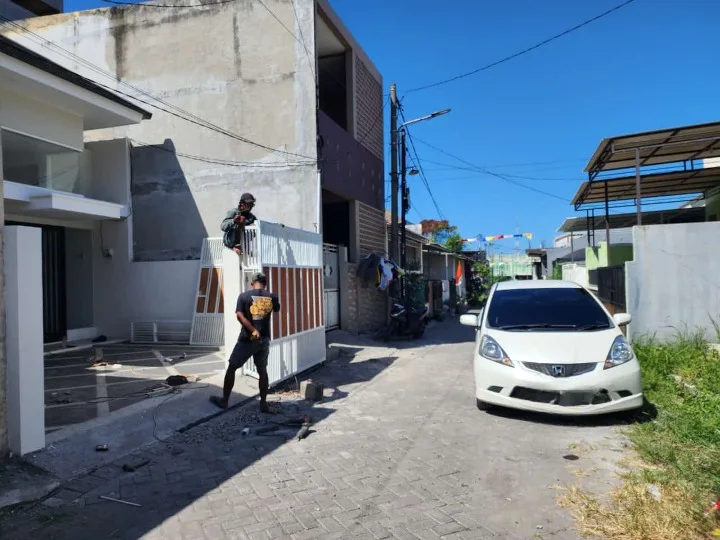 Dijual Rumah Strategis di Jelidro Wilayah Surabaya Barat