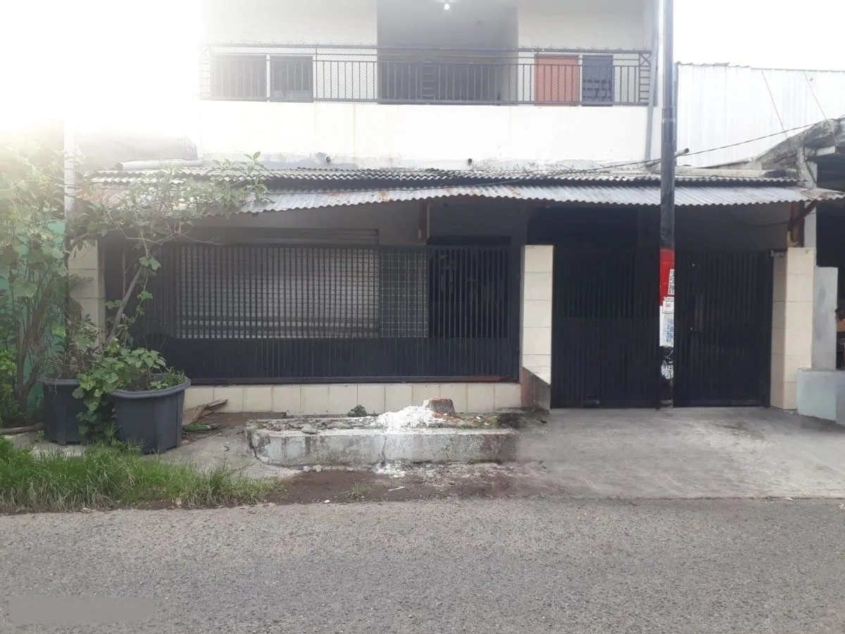 Dijual Rumah Strategis di Manukan Lor Surabaya Barat