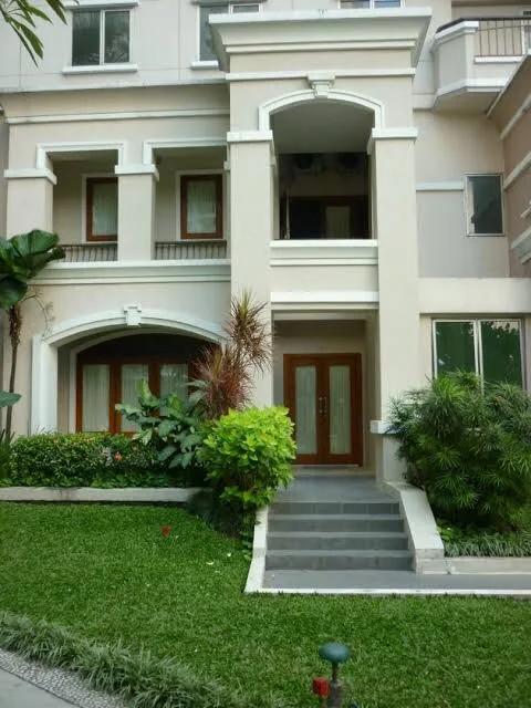 Dijual Apartement Waterplace Bagus View Poll di Surabaya Barat