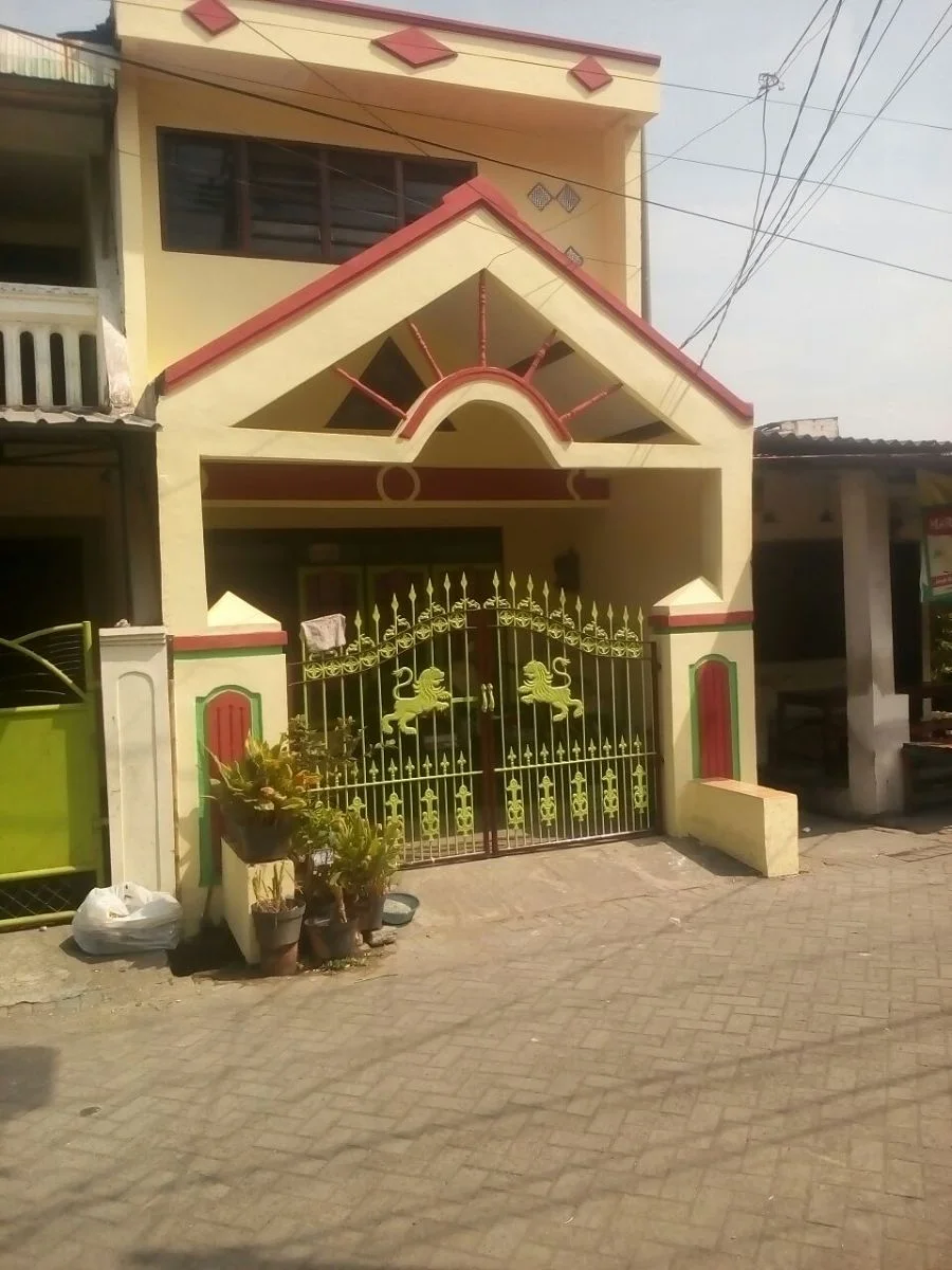 Dijual Rumah Strategis Nginden Kota di Wilayah Surabaya Timur - Image 1