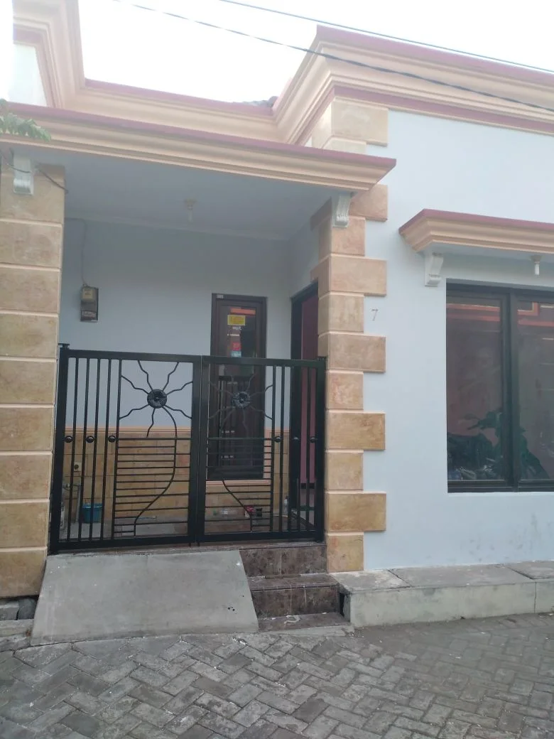 Dijual Rumah Strategis di Kapas Madya Barat Wilayah Surabaya Timur