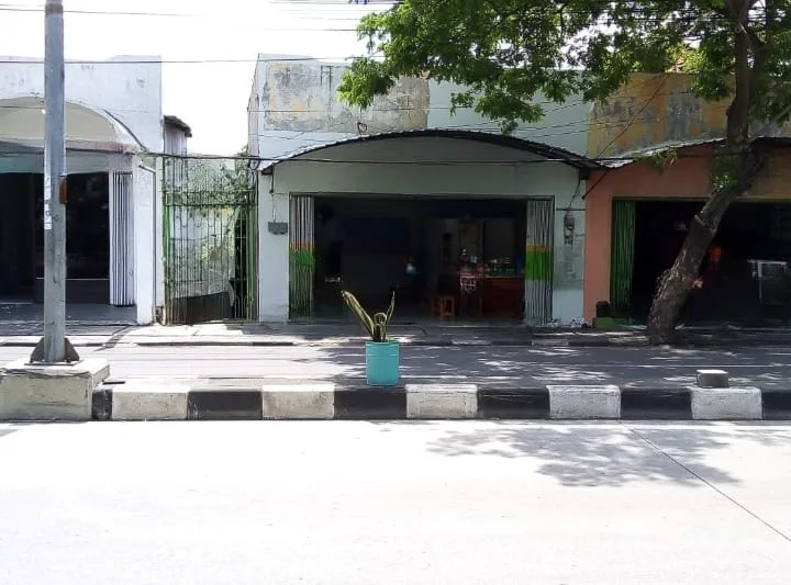Dijual Tanah dan Bangunan Strategis di Kedung Cowek Surabaya Utara