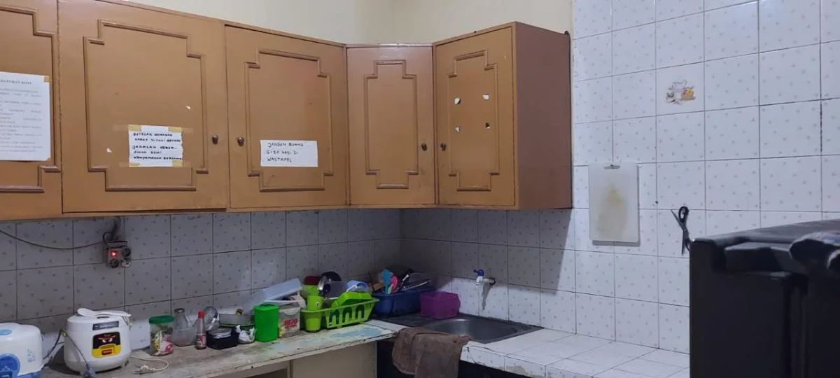Dijual Rumah Lokasi Strategis di Dukuh Kupang Barat Surabaya Barat - Thumbnail 4