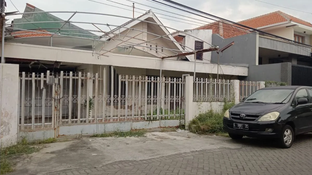 Dijual Rumah Strategis di Mojoarum Surabaya Timur