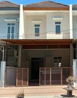Dijual Rumah Bagus Nyaman di Kutisari Indah Utara Wilayah Surabaya Timur - Image 1