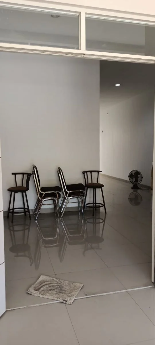 Dijual Rumah Bagus Nyaman di Kutisari Indah Utara Wilayah Surabaya Timur - Thumbnail 2