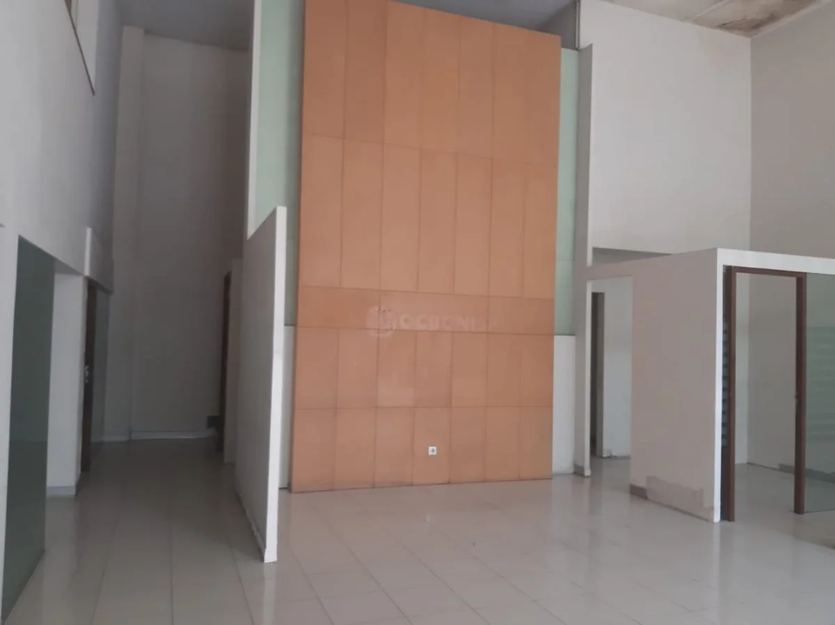 Disewakan Kantor Lokasi Strategis di Wilayah Surabaya Utara - Thumbnail 2
