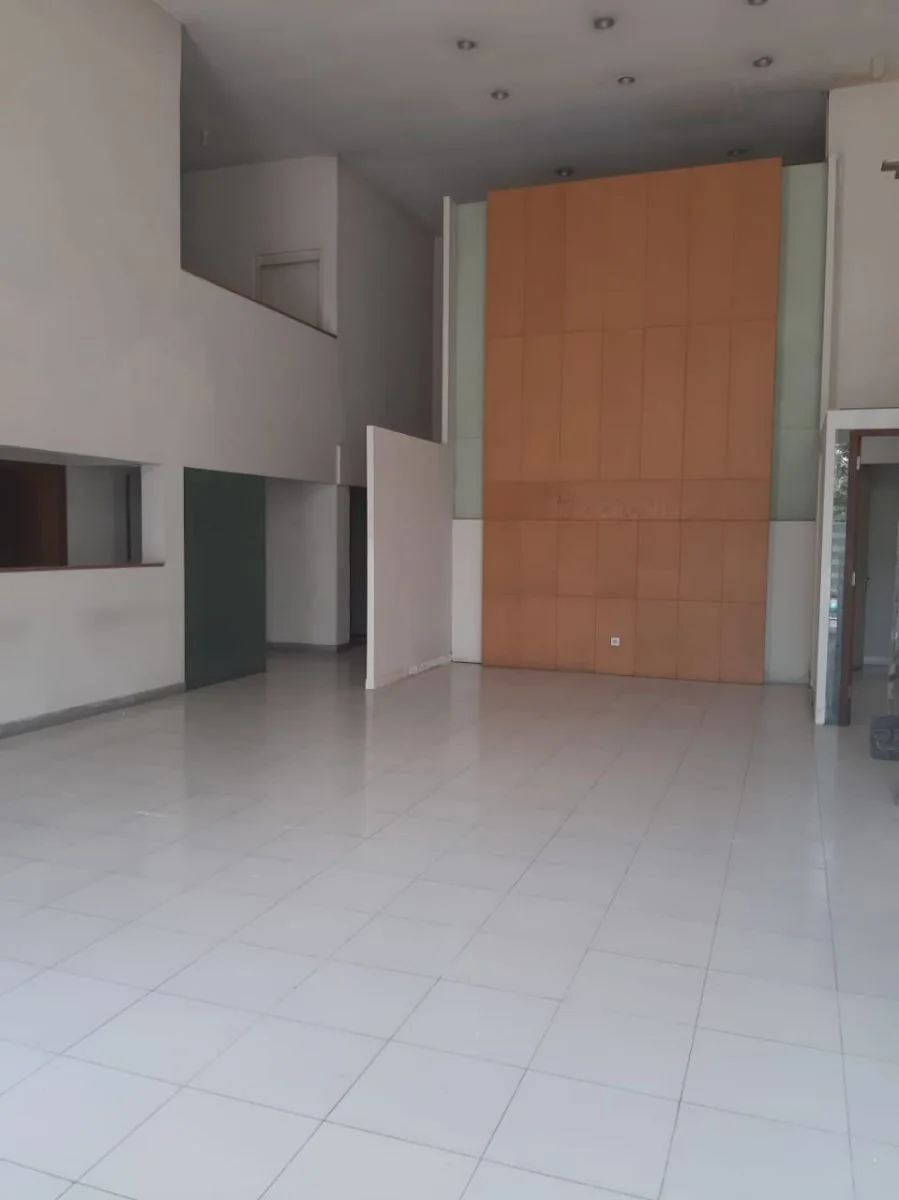 Disewakan Kantor Lokasi Strategis di Wilayah Surabaya Utara - Thumbnail 4