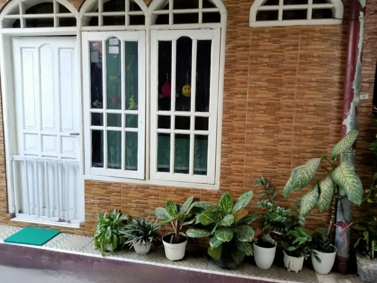Dijual Cepat 2 Rumah di Tembok Dukuh Surabaya Pusat