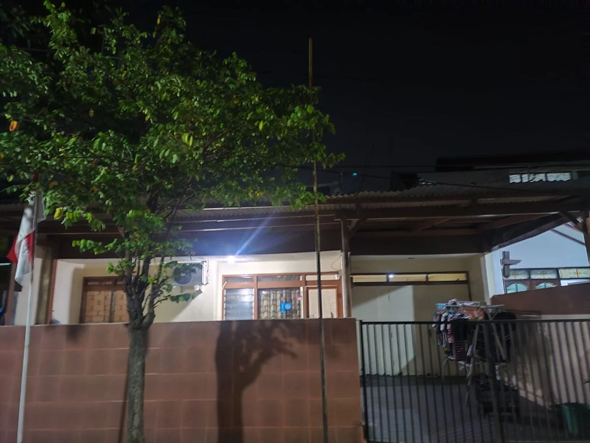 Dijual Rumah Strategis di Dekat Tol Surabaya Selatan