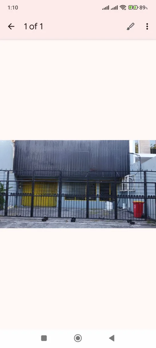 Disewakan Rumah Usaha di Jalan Raya Manyar Surabaya Timur