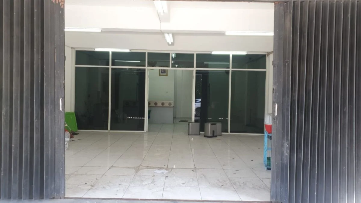 Disewakan Ruko Strategis di Mayjen Sungkono Wilayah Surabaya Selatan