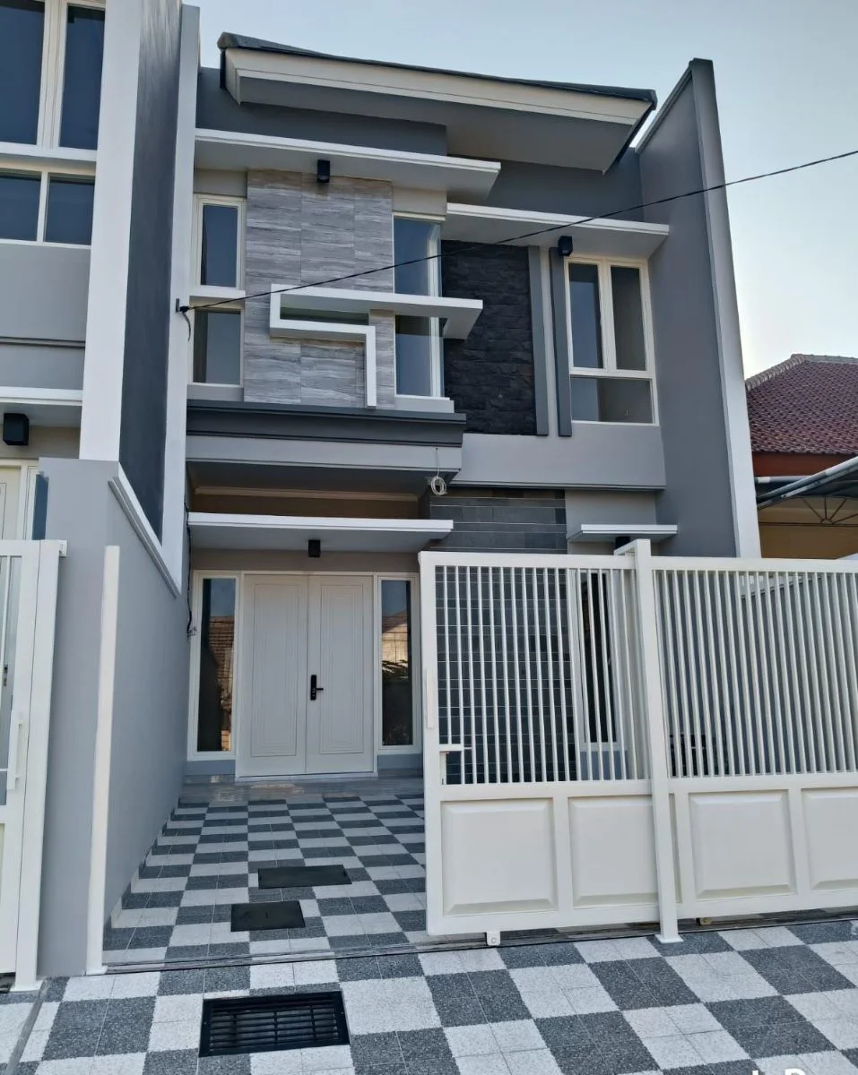 Dijual Rumah Bagus Siap Huni di Nginden Intan Timur Wilayah Surabaya Selatan