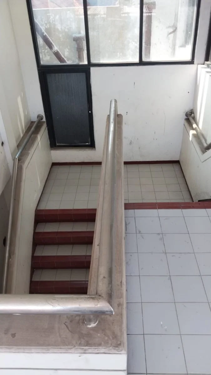 Disewakan Rumah Nyaman Strategis di Wilayah Imam Bonjol Surabaya Selatan - Thumbnail 3
